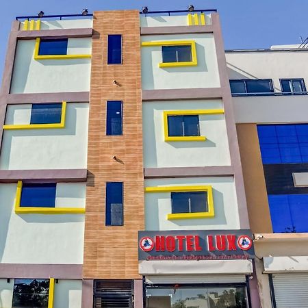Spot On 76764 Hotel Lux Indore Ngoại thất bức ảnh