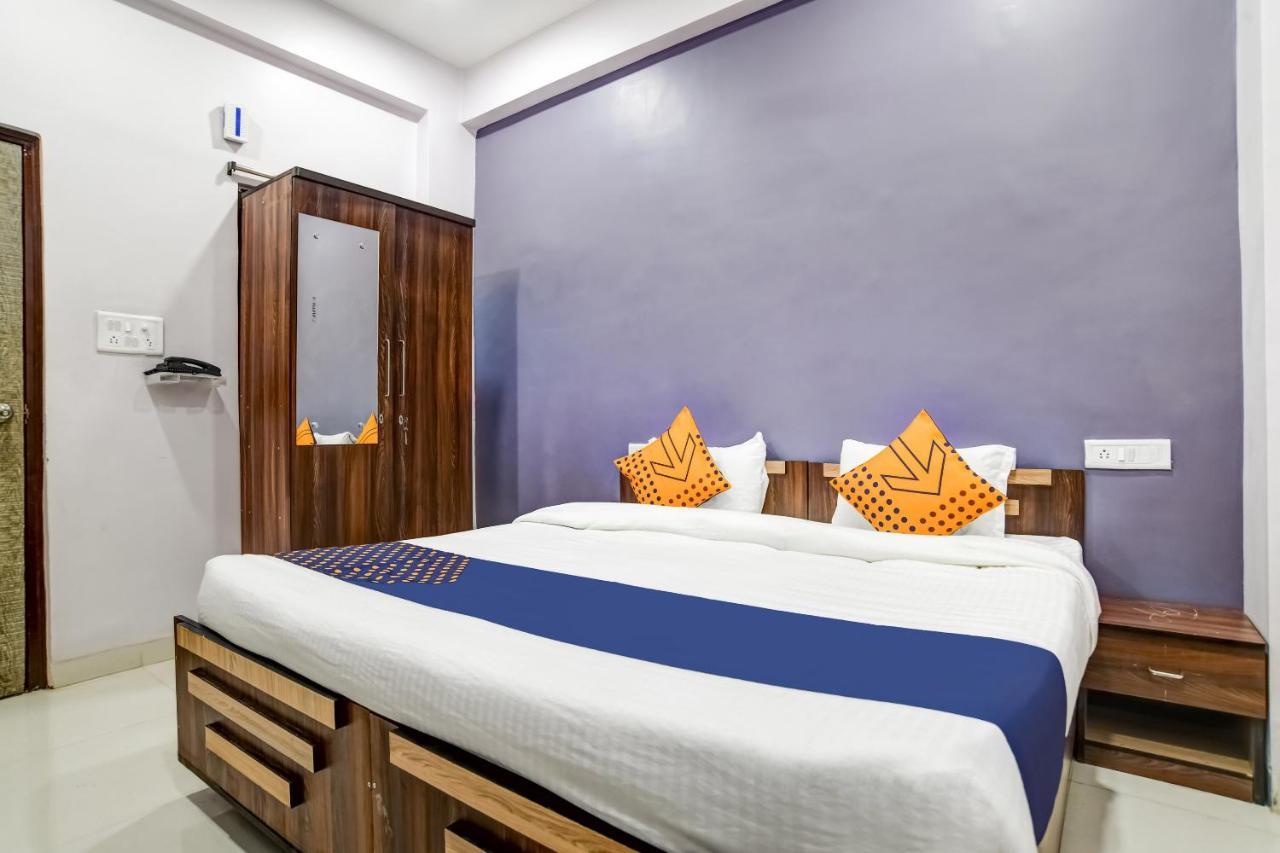 Spot On 76764 Hotel Lux Indore Ngoại thất bức ảnh