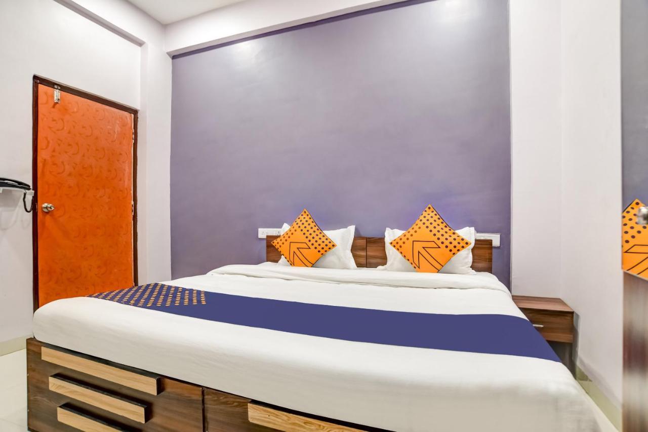 Spot On 76764 Hotel Lux Indore Ngoại thất bức ảnh