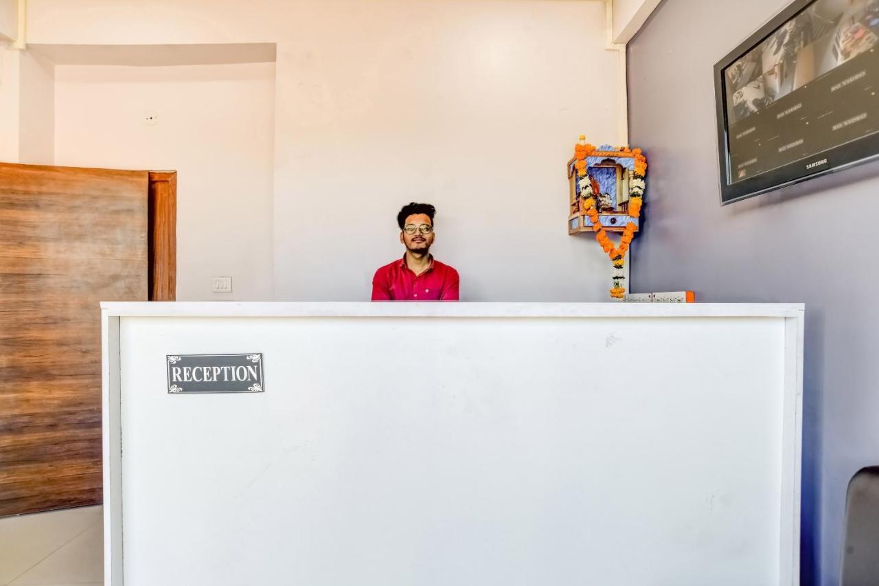 Spot On 76764 Hotel Lux Indore Ngoại thất bức ảnh