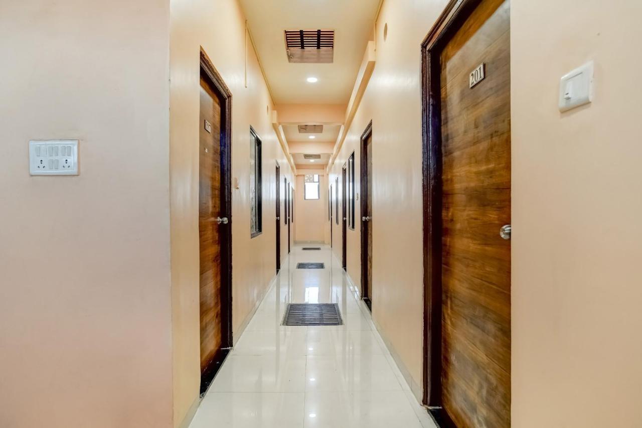 Spot On 76764 Hotel Lux Indore Ngoại thất bức ảnh